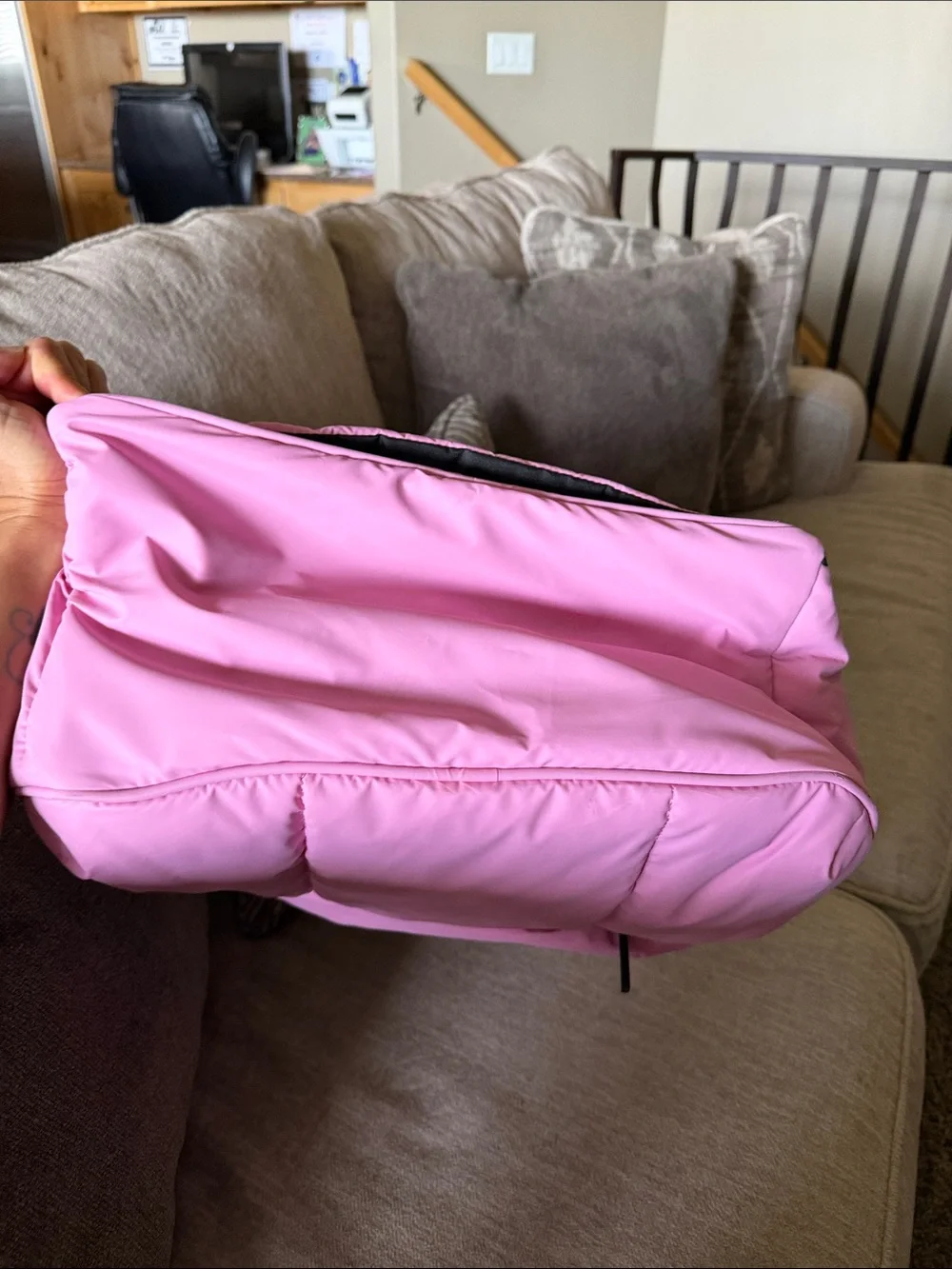 CalPak Pink Quilted Carryall Bag – Women's Travel Tote - Picture 14 of 14
